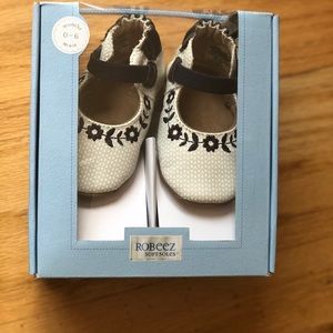 Robeez soft soles mary jane baby shoe